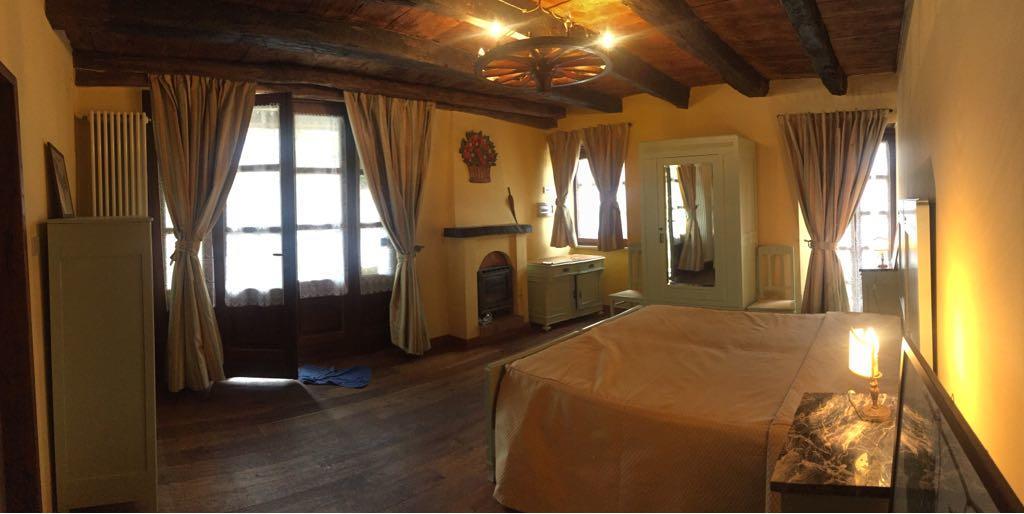 Castello Di Grillano Guest House โอวาดา ภายนอก รูปภาพ